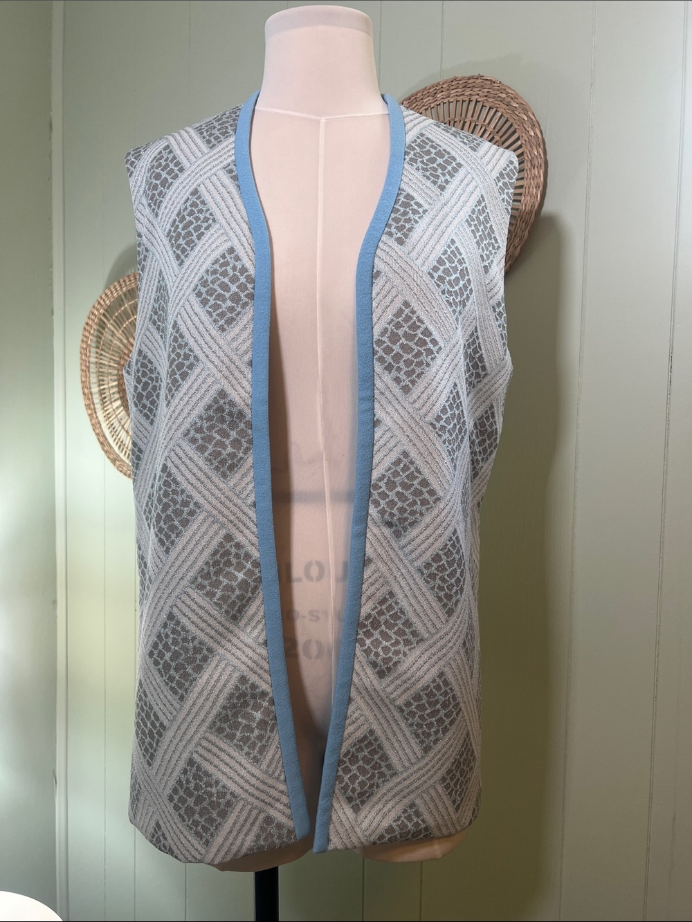 70s Vintage Open-Knit Light Gray Sleeveless Vest with Blue Trim hippie
